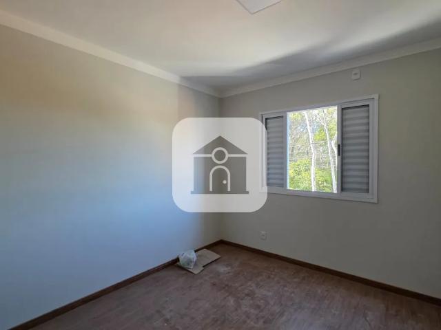 Casa estilo sobrado para locação no bairro Jardim Europa