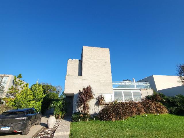 Casa Funes