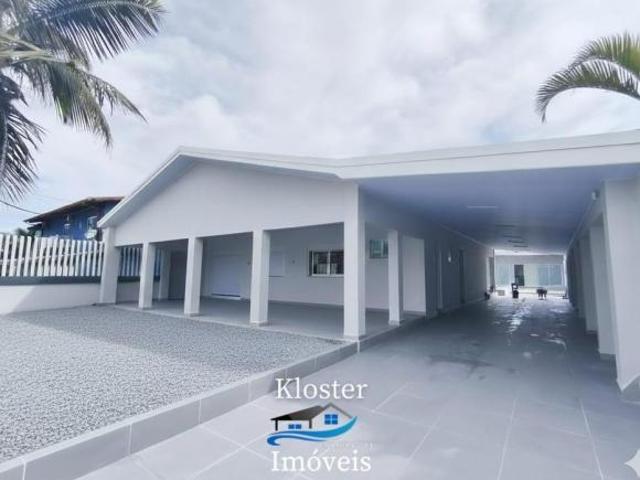 Casa faixa mar à venda no Balneário Grajau