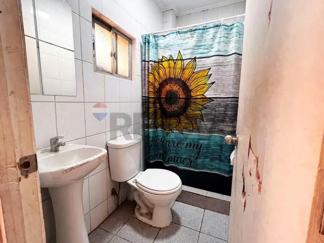 Casa familiar con amplio espacio y gran potencial | 4 dormitorios por 3200.00 en Santiago