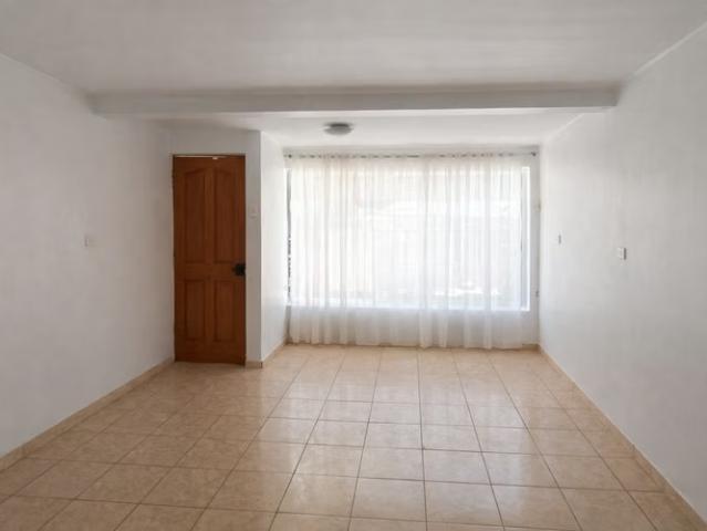 Casa familiar de 5 dormitorios en Sindempart, Coquimbo | 5 dormitorios por 69900. 00 en Coquimbo