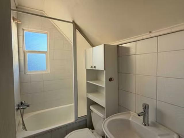 Casa Familiar, Excelente Conectividad 1761 | dormitorios por 188000. 00 en Valdivia