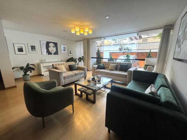 CASA FAMILIAR EN SURCO 254 m²: 7 DORMITORIOS, 3 PISOS Y EXCELENTE DISTRIBUCION
