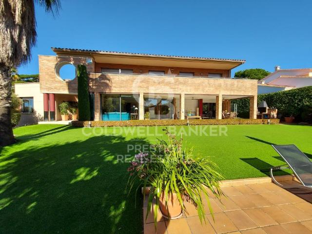 Casa familiar en venta en Teià, Barcelona 325m² Teià