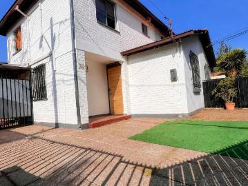 Casa familiar 4d 2b en ñuñoa 3 estac. metro a pasos