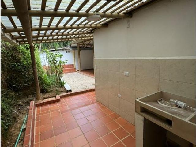 CASA FINCA INTELIGENTE DE LUJO EN ARRIENDO – SANTA ELENA