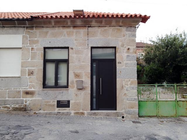 Casa Florbela Calm Home, dedicated workplace