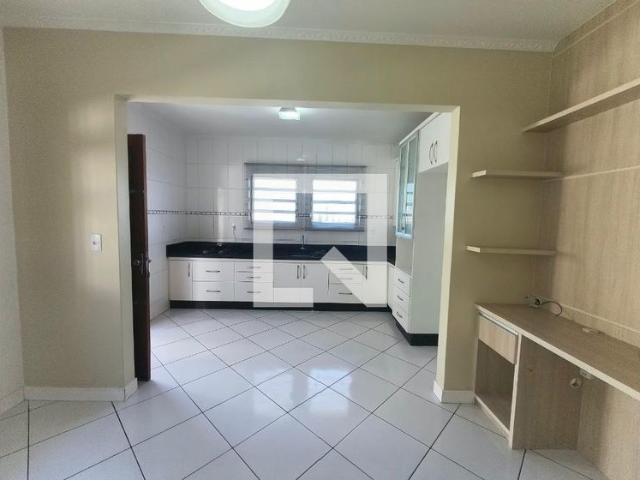 Casa, Forquilinhas, 2 Quartos, 200 m2 São José