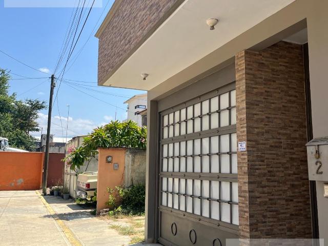 Casa Fraccionamiento Villas Laureles