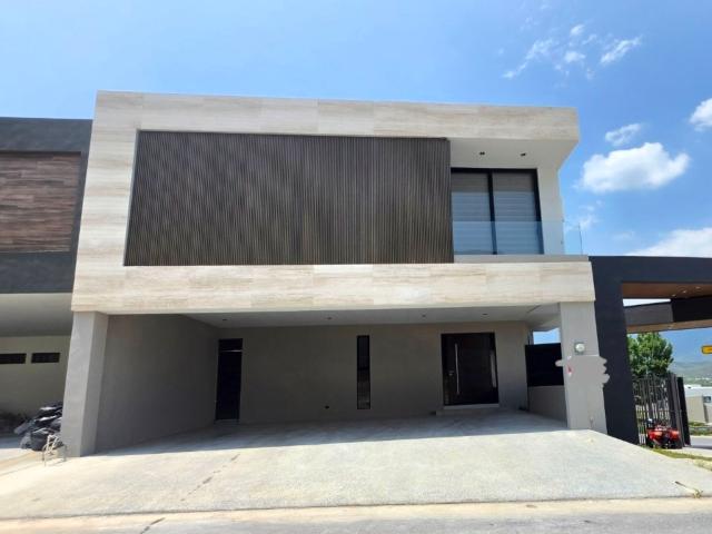 Casa Fraccionamiento Bosques de las Misiones