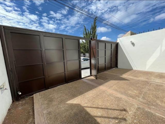 Casa en Renta Sur Fraccionamiento Casa Blanca