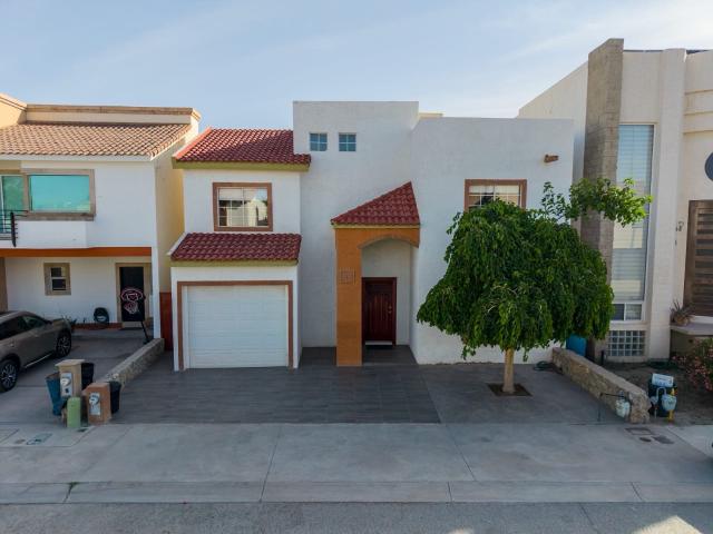Casa Fraccionamiento Cerrada de Vi?edos