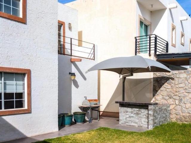 Casa Fraccionamiento Cerrada de Viñedos