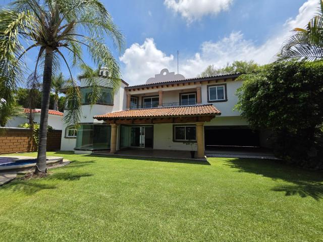 Casa Fraccionamiento Kloster Sumiya
