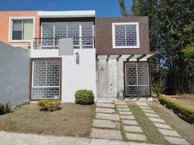 Casa Fraccionamiento La Pradera