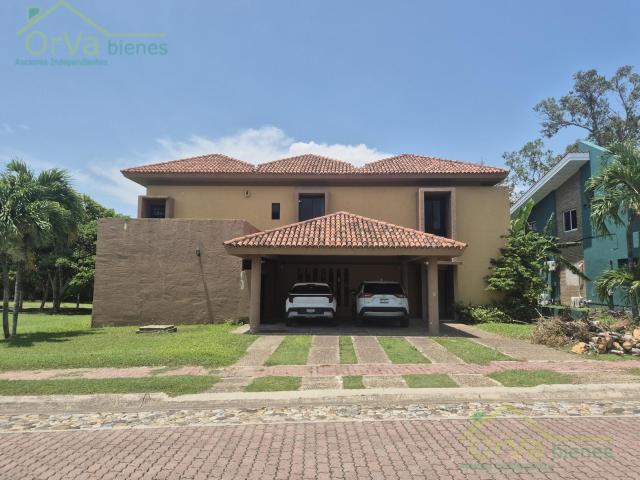 Casa Fraccionamiento Lagunas de Miralta