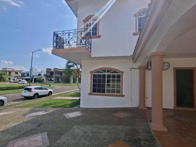 Casa Fraccionamiento Lagunas de Miralta