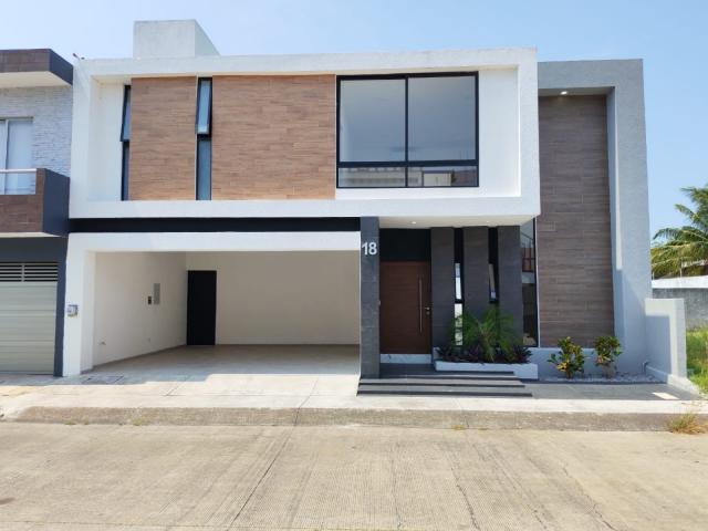Casa Fraccionamiento Las Palmas