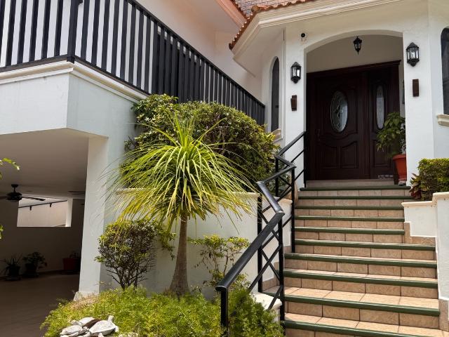 Casa Fraccionamiento Lomas de La Aurora