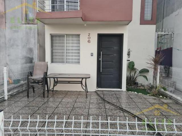 Casa Fraccionamiento Los Portales