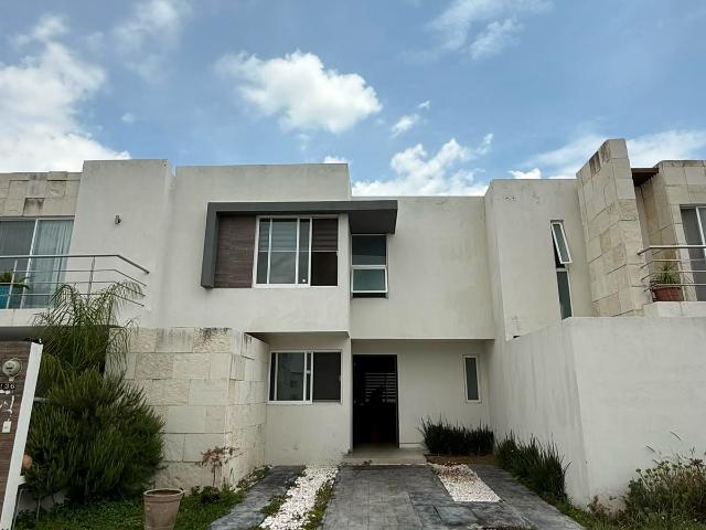 Casa Fraccionamiento Residencial Punta del Cielo