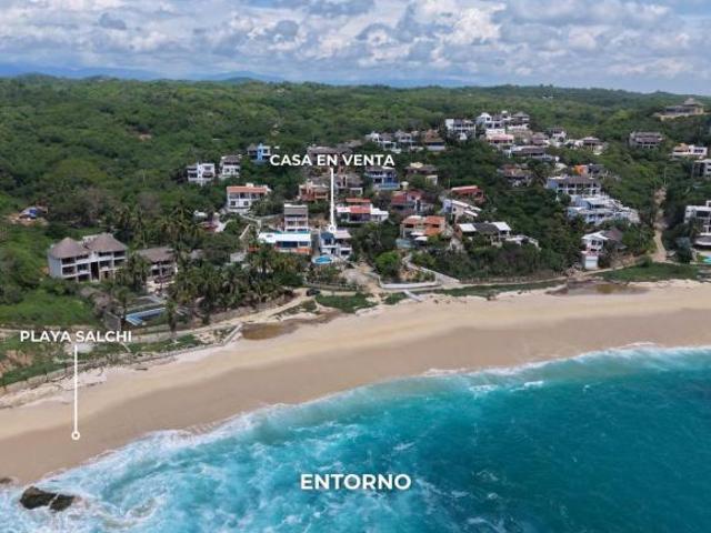 Casa Frente al Mar en Venta en Playa Salchi, Oaxaca