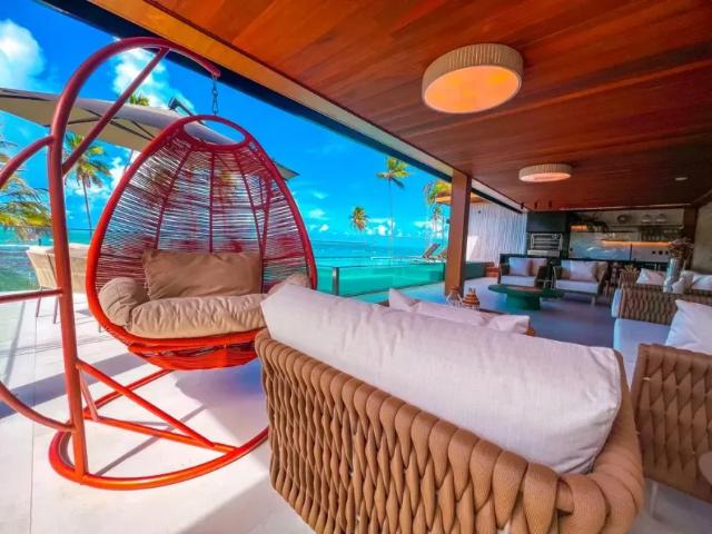 Casa frente mar locação de temporada com 10 suites