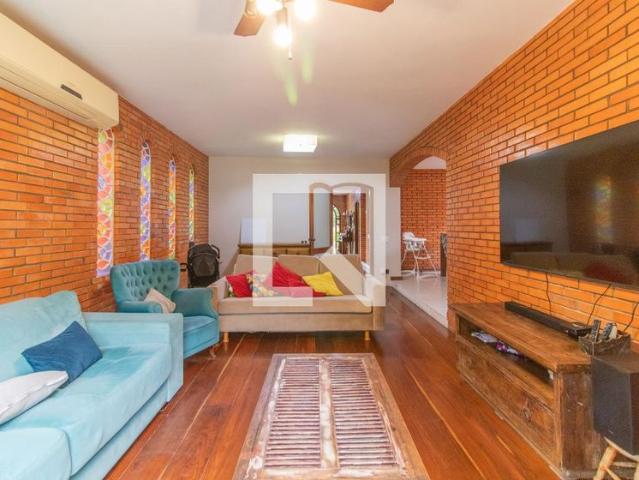 Casa, Guarujá, 4 Quartos, 1000 m2 Porto Alegre