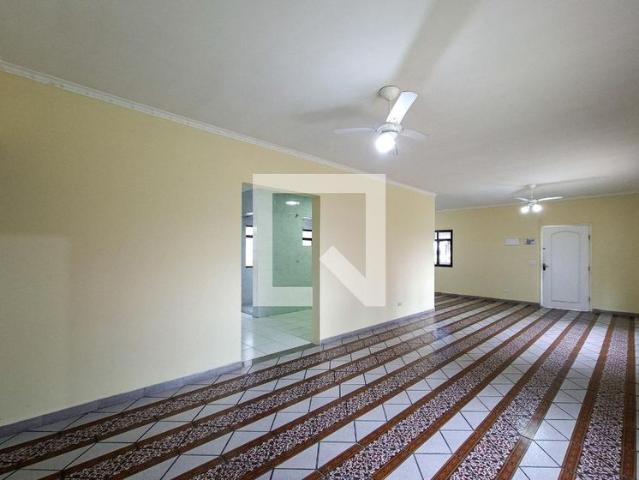 Casa, Guilhermina, 3 Quartos, 250 m2 Praia Grande