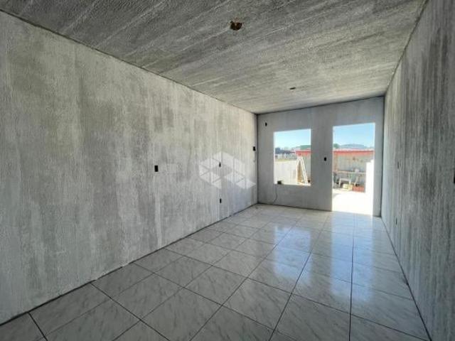Casa geminada no bairro Distrito Industrial com 1 dormitório