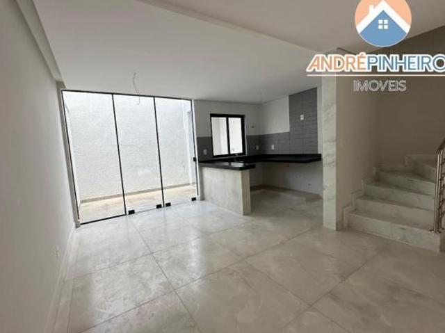 Casa Geminada à Venda 3 Quartos 1 Suite 166,5m² R$ 1.090.000,00 Bairro Itapoã BH MG