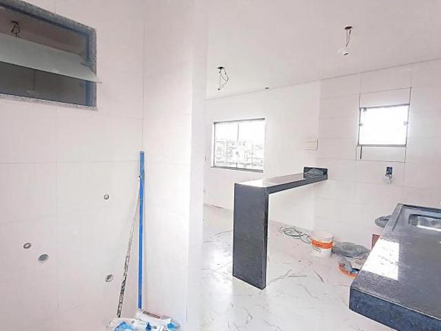 Casa geminada à venda com três quartos no bairro Residencial Lagoa em Betim  localizado à 15minutos