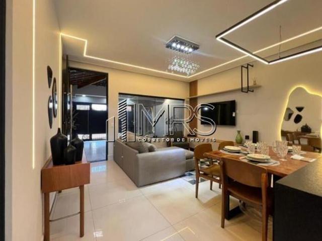 Casa Geminada à Venda em Caiçara Praia Grande 3 Quartos, 2 Suítes