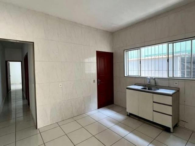 Casa geminada à venda no Caiçara, em Praia Grande SP