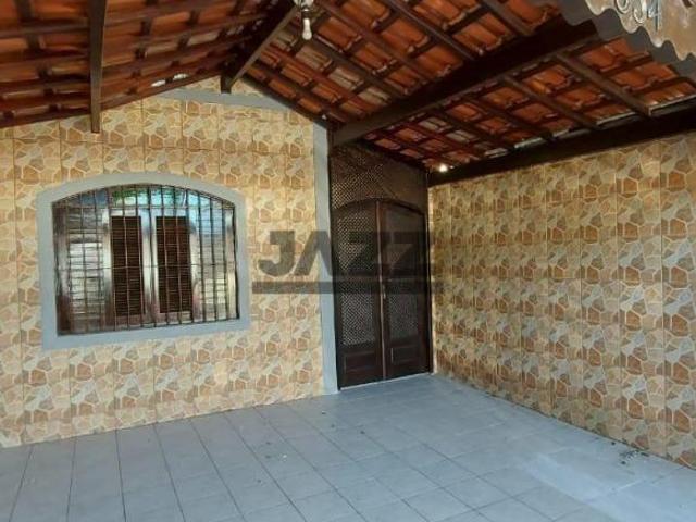 Casa Geminada com 4 vagas 2 quartos + edicula nos fundos Maracanã Praia Grande MARACANÃ | Praia