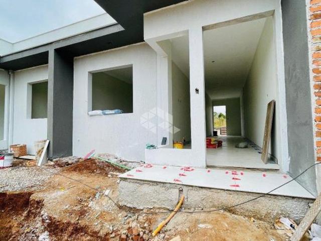 Casa Geminada com 2 quartos, Pátio e Churrasqueira à Venda no bairro Conventos e