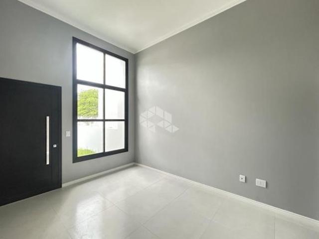 Casa Geminada com 3 Dormitórios no Bairro Arroio Grande!