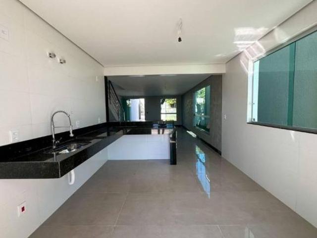 Casa Geminada com 3 quartos à venda em Belo Horizonte, no bairro Ouro Preto