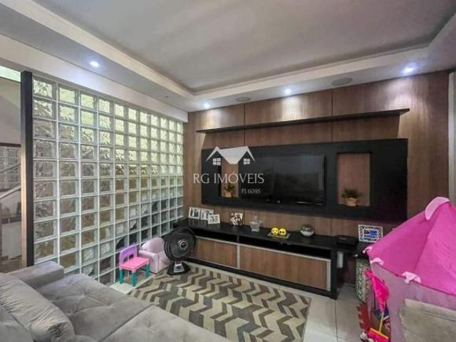 Casa Geminada com 3 quartos à venda em Contagem, no bairro Sapucaias Iii