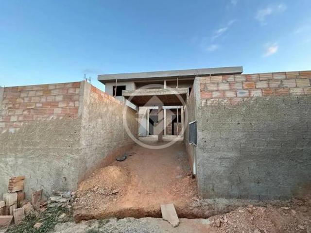 Casa Geminada com area Privativa 75 m² Mariposa
