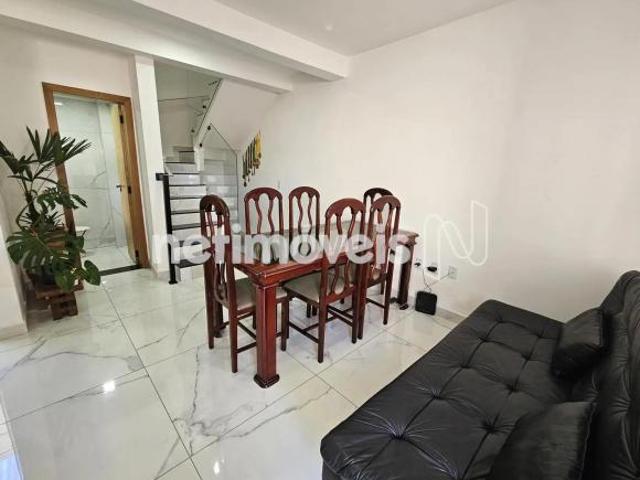 Casa Geminada com entrada Independente à Venda no Novo Centro – Santa Luzia