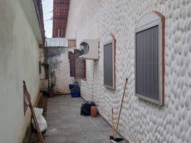 Casa Geminada de 02 dormitórios lado praia Aviação Estuda Veiculo Lado Praia Praia Grande