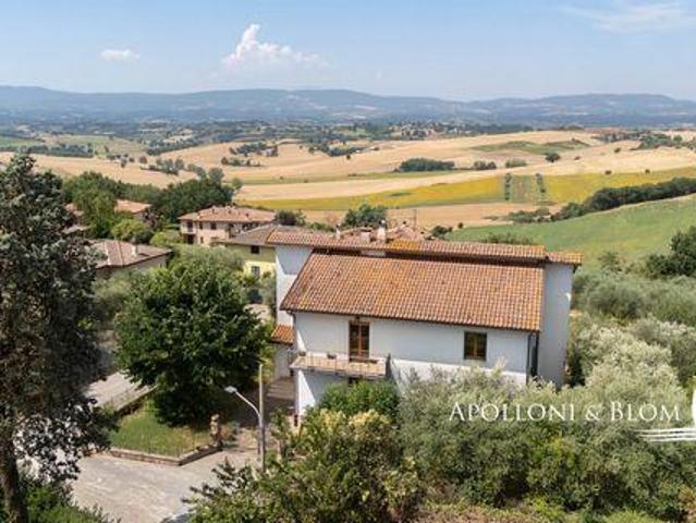 Casa Gioiella Umbria 06061 ES103884096