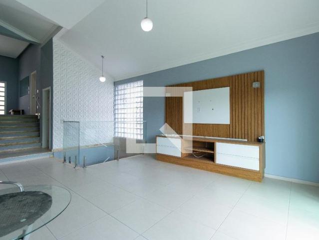 Casa, Gramado, 3 Quartos, 230 m2 Cotia