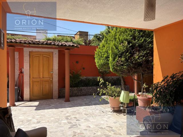 Casa grande venta Tejeda estilo rustico Corregidora Queretaro
