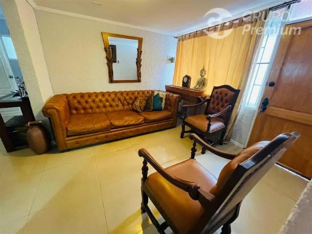 ¡Casa grande cercano al mall plaza 200 mts2 en Iquique | 6 Dormitorios por 6150.00 en Iquique