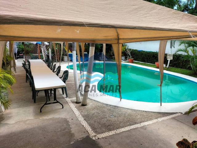 CASA GRANDE EN RENTA VACACIONAL EN ACAPULCO DIAMANTE, JARDIN PRINCESA, 30 PERSONAS