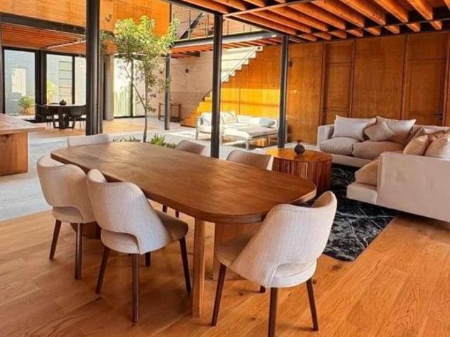 CASA HUIZACHES
