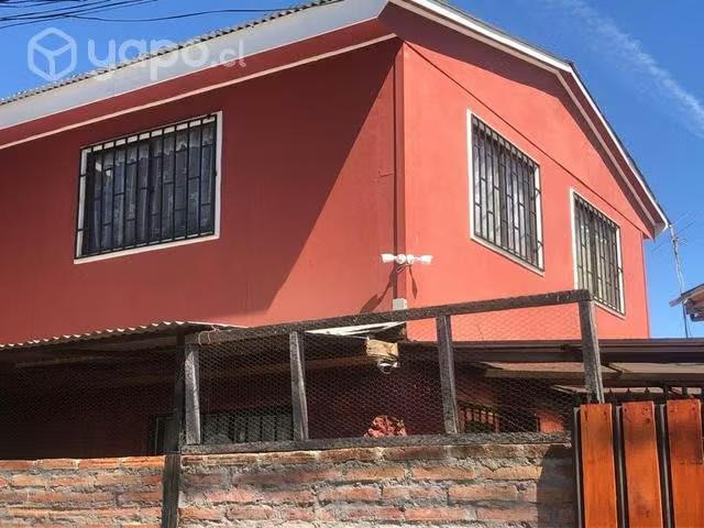 Casa habitación cerca del mall | 4 Dormitorios por 70000. 00 en Curicó