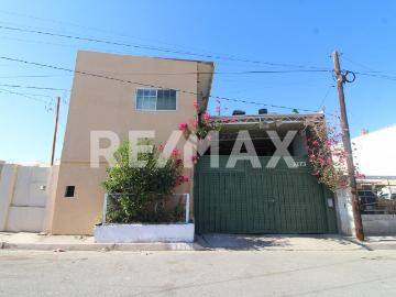 CASA HABITACION DE DOS NIVELES EN VENTA COLONIA COLOSIO